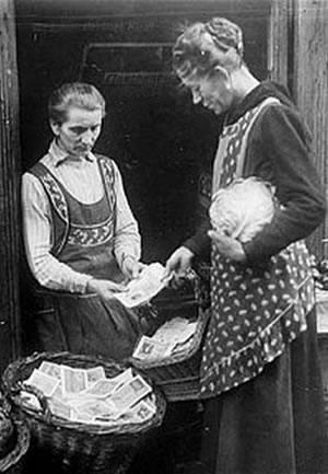 German_inflation_between_the_wars German economic struggle (picture)