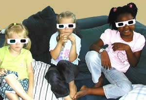 Stereoscopic glasses Children wearing stereoscopic glasses.